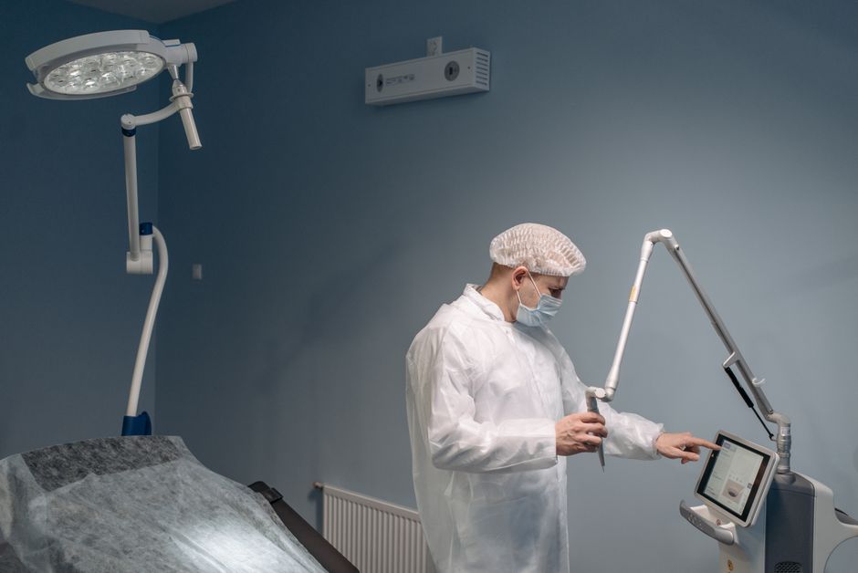 Лазерна корекція зору LASIK в Україні: що потрібно знати перед операцією